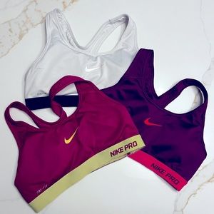 Set of 3 Nike Dri-Fit Sports Bras - size small- excellent condition